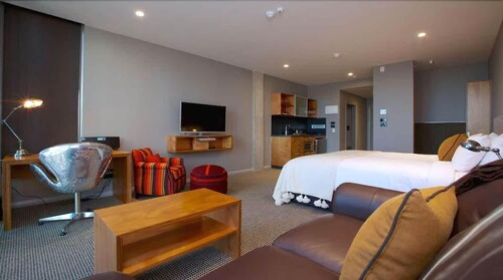 King And Queen Hotel Suites New Plymouth Exteriör bild
